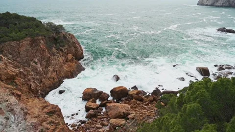 Waves crashing on rocks Stock Footage 204810190