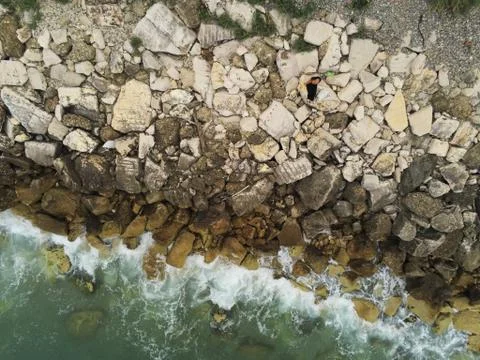 Waves crashing on rocks Stock Photos