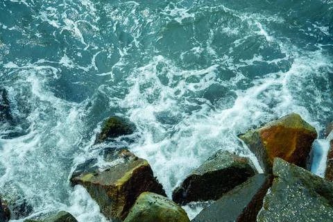Waves crashing on the rocks Stock Photos
