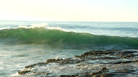 Waves Crashing On Sandstone Cliffs At La Jolla Cove Stock-Footage 89860315