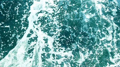Waves crashing on the shore Stock Footage 33605541