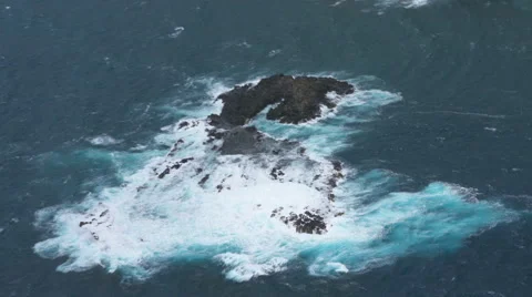 Waves on Elephant Rock Video stock 51519908