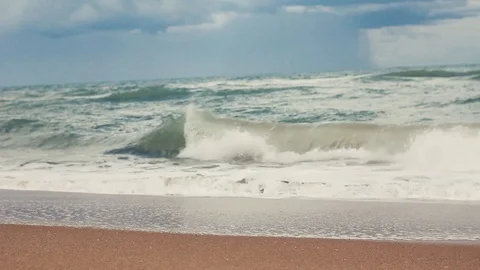 Waves with foam breaking Stock Footage 123622739