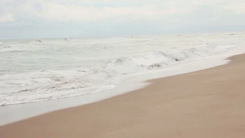 Waves with foam breaking Stock Footage 123622779