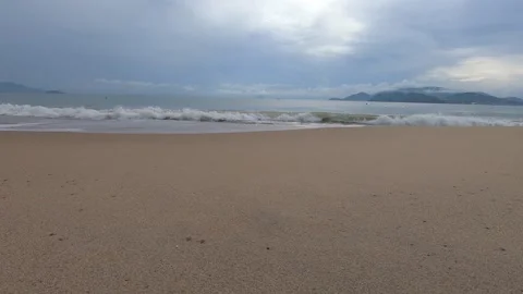 Waves. Video stock 155443704