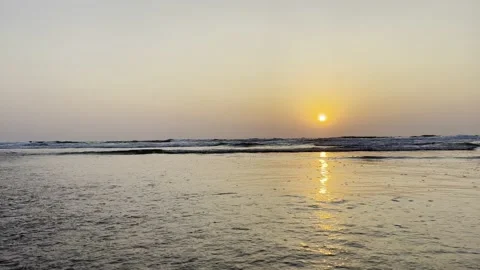 Waves Stock-Footage 172261704