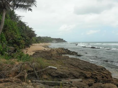 Waves hitting the coast Stock Photos