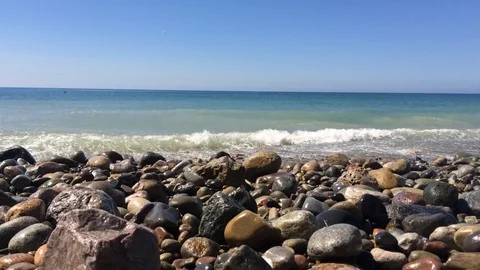 Waves Hitting Rocks Santa Monica Beach California 스톡 동영상 101079156