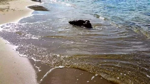 Waves hitting rocks - Seaside Vídeo Stock 41251651