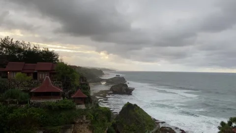 Waves on the Indian Ocean, Afternoon cloudy weather. 4k Video stock 247011195