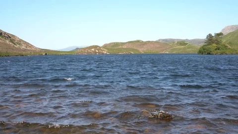 Waves on the lake 4k Video stock 111440980