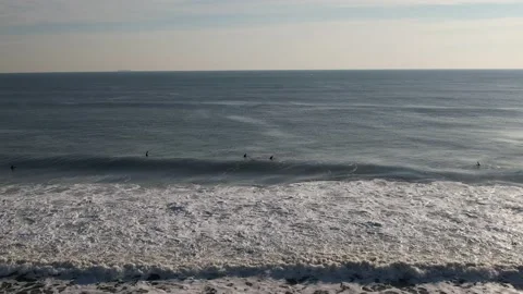 Waves in the Lineup 動画素材 194438450