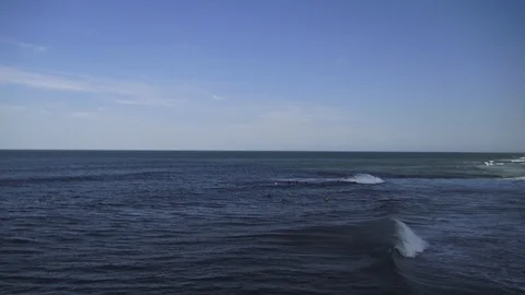 Waves on the ocean 스톡 동영상 90501374