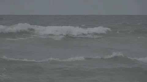 Waves in ocean, slow motion Video stock 79502598