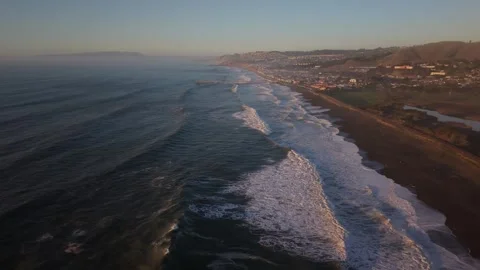 Waves on pacifica Stock Footage 321045840