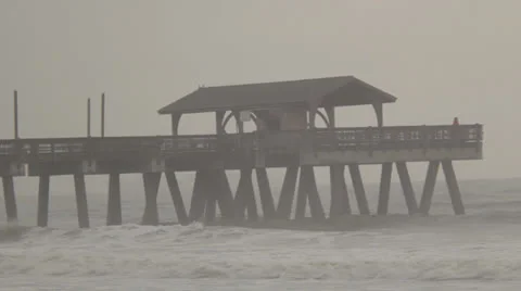 Waves At Pier.mp4 Video stock 22674350