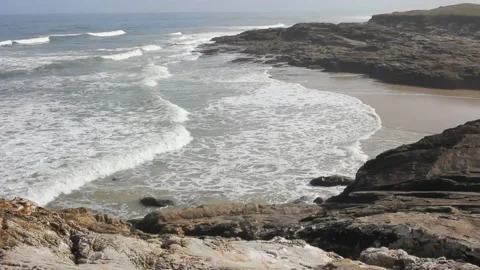 Waves reaching the Cantabrian coast in north Spain Video stock 234593674