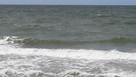 Waves rinse to the beach on the baltic sea Video stock 142213248