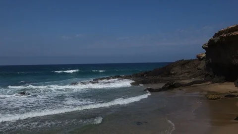 Waves on the rocks 1 스톡 동영상 96999158