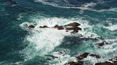 Waves on Rocks Big Sur - 2 Clips Vídeos de archivo 39842351