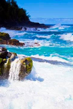 WAVES ON THE ROCKS Stock Photos