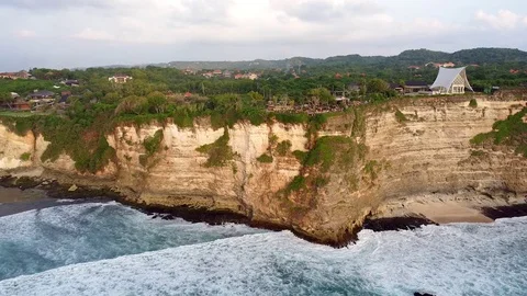 Waves in the rocks top view video shooting aerial Bali Bukit 库存影片 126975829