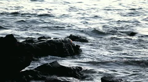 Waves on the rocks.Montevideo/Uruguay  库存影片 10906480