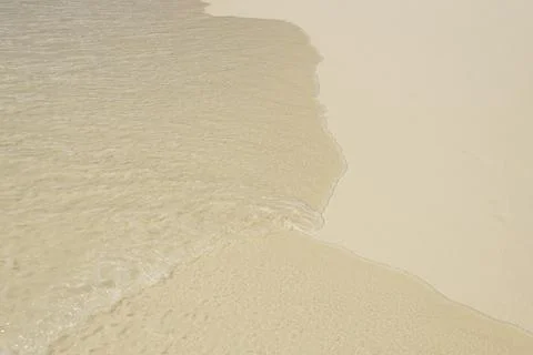 Waves Rolling To The Beautiful Sandy Beach Foto stock