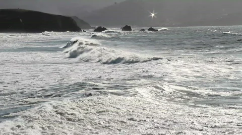 Waves rolling in reflection Video stock 566880