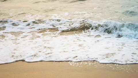 Waves Rolling Up Sand Beach Видео 87328651