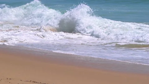 Waves rolling waves close up Vidéo 149548792