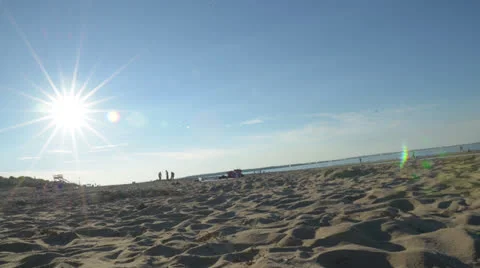 Waves on a sandy beach 스톡 동영상 25661872