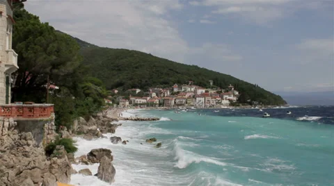 Waves on the sea Video stock 33317169