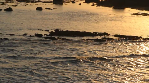 The waves in the sea, the ocean surf 库存影片 37921140