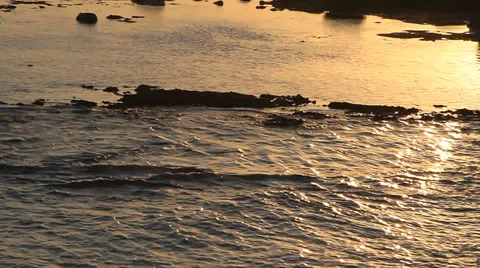 The waves in the sea, the ocean surf 库存影片 37921404