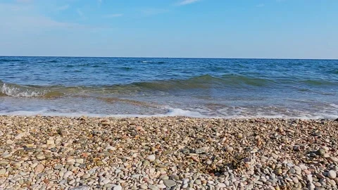 Waves of sea surf on sandy beach, horizon 스톡 동영상 163904449