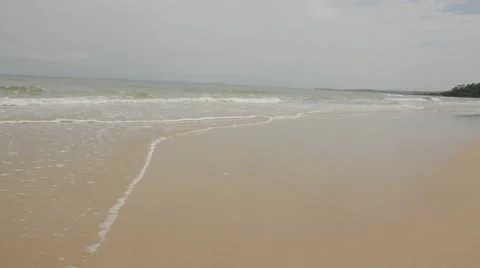 Waves On Shore 2 動画素材 43120085