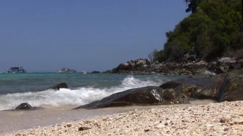 Waves spashing the rocks in Thailand Stock Footage 48254516