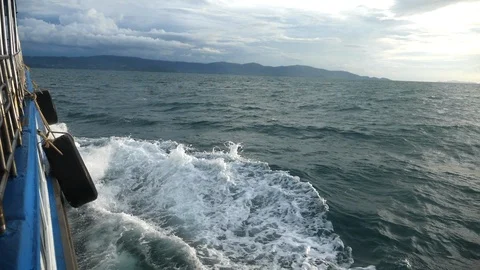 Waves splash Video stock 96044776