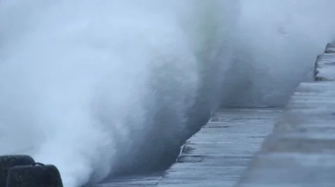 Waves splashing and gale force wind gusts harbor pier 스톡 동영상 48951685