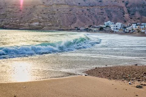 Waves splashing on the beach Fotos Stock
