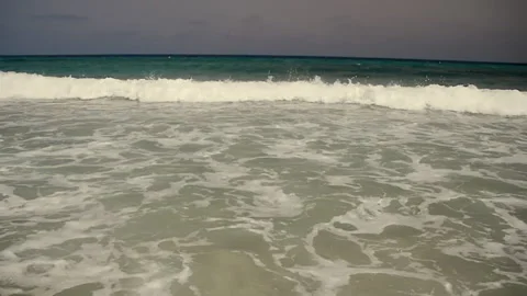 Waves splashing sandy beach at Formentera Video stock 141225233