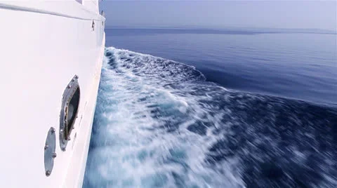 Waves from stem of sailing ship Stock-Footage 26852641