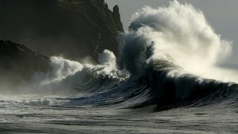Waves, Surf, Crashing Waves and Rocks Video stock 121637496