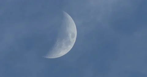 Waxing Crescent Moon shot from Cocoa Beach January 2016 Vídeo Stock 59145508