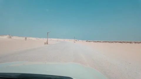 On the way to Zekreet from Doha, Qatar 库存影片 327549183