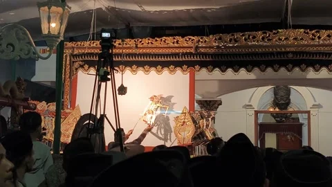 Wayang Kulit Performance Panning From Javanese Knight To Red Face Giant Puppet Video stock 345436411
