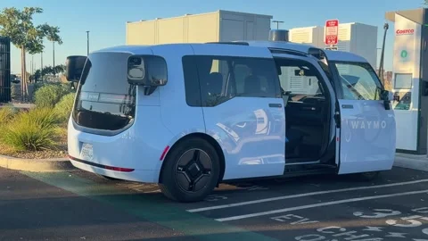 WAYMO DRIVERLESS CAR AUTONOMOUS ROBOTAXI IN SACRAMENTO CALIFORNIA Stock Footage 345620576