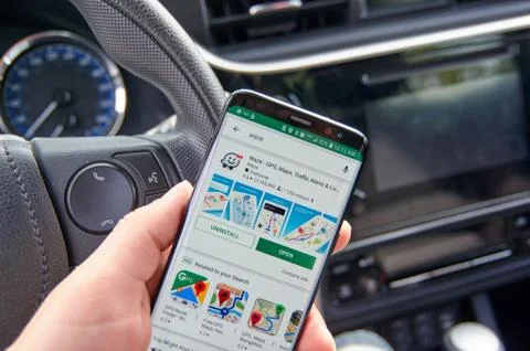 Waze application on a cell phone screen Fotos Stock