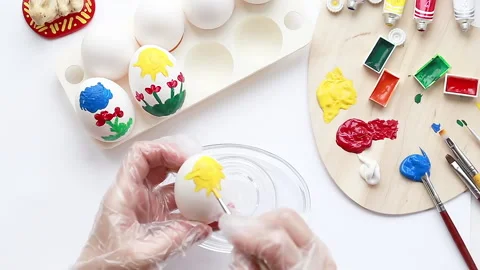 We draw with paints Stock Footage 169917555